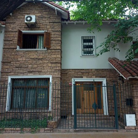 Hostel Casteleyhost メンドーサ エクステリア 写真