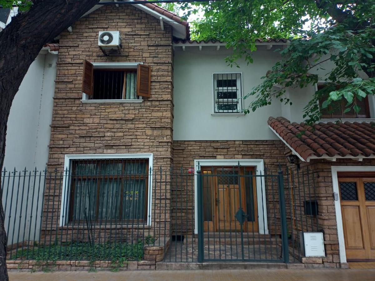 Hostel Casteleyhost メンドーサ エクステリア 写真