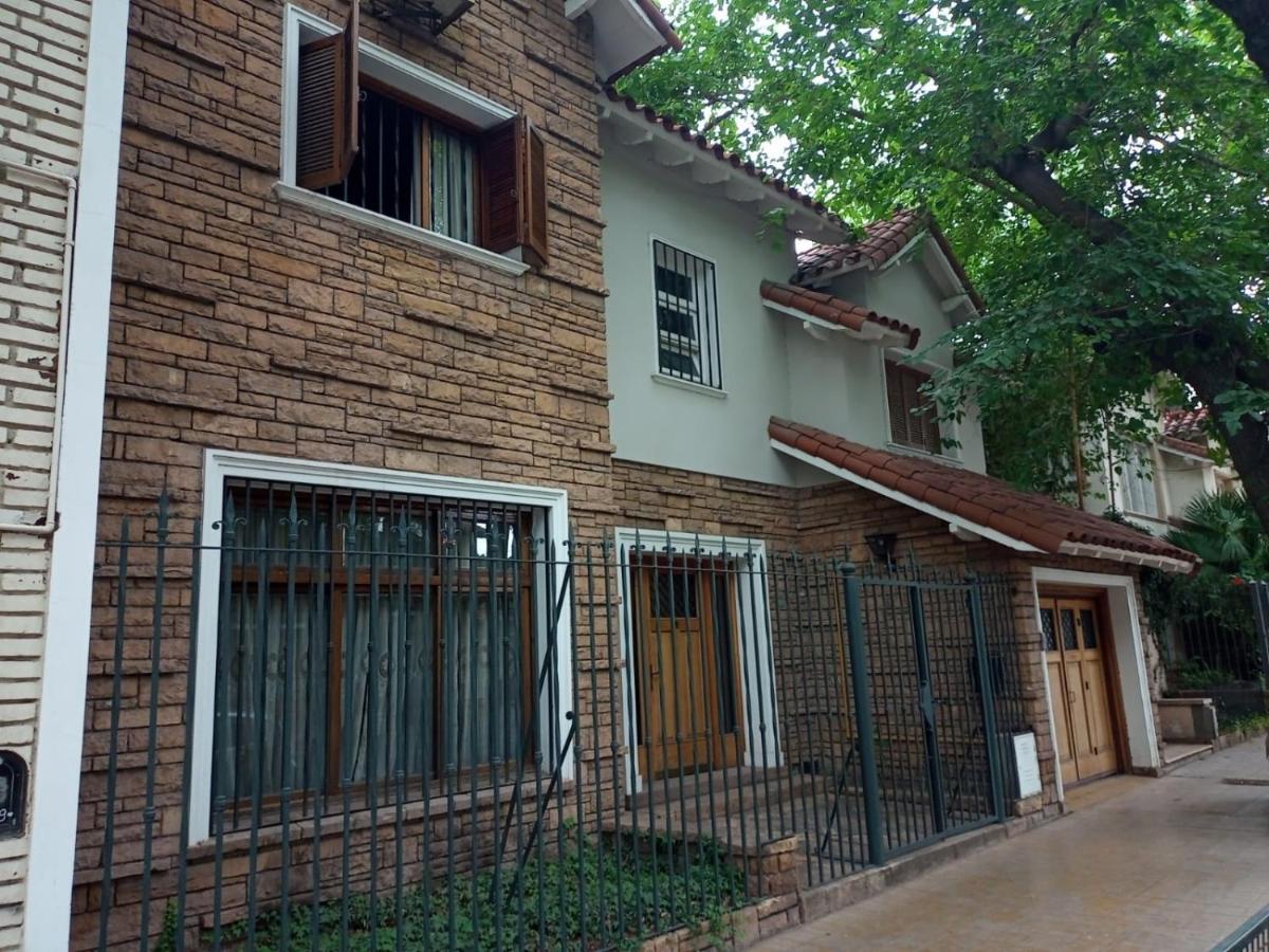Hostel Casteleyhost メンドーサ エクステリア 写真